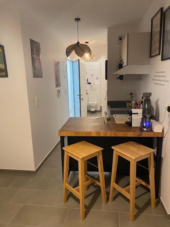 Joli Petit Nid Douillet En Centre Ville La Rochelle  Ngoại thất bức ảnh