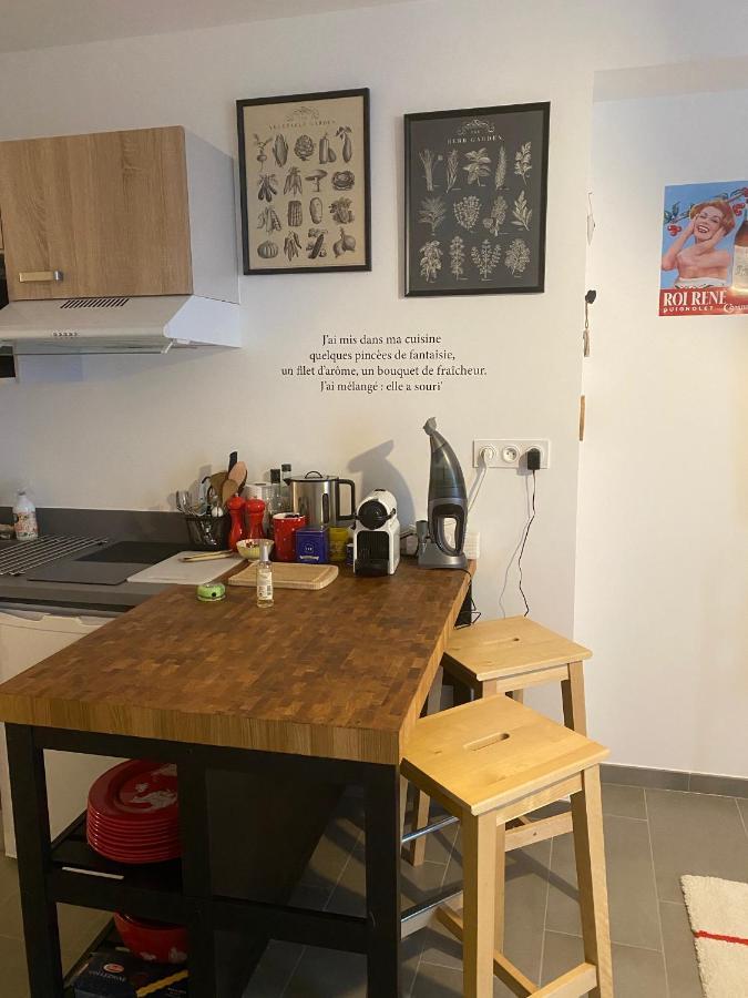 Joli Petit Nid Douillet En Centre Ville La Rochelle  Ngoại thất bức ảnh